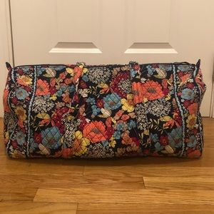 Vera Bradley - XL Duffle